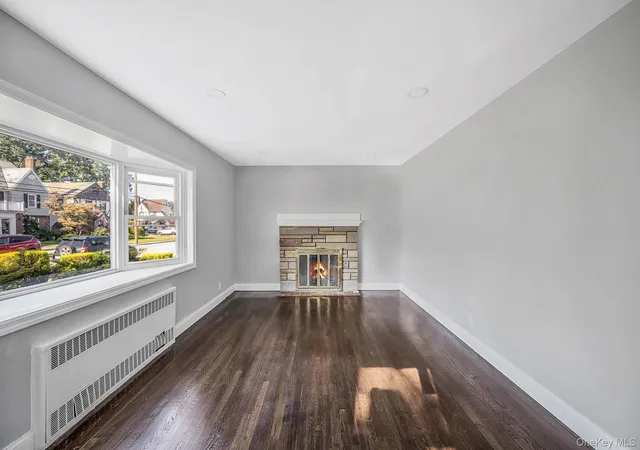 Photo 2 of Single family home for sale at 1 Hudson Ct, Hempstead, NY 11563 | MLS# 1066364 | Listing updated on 2026-10-26