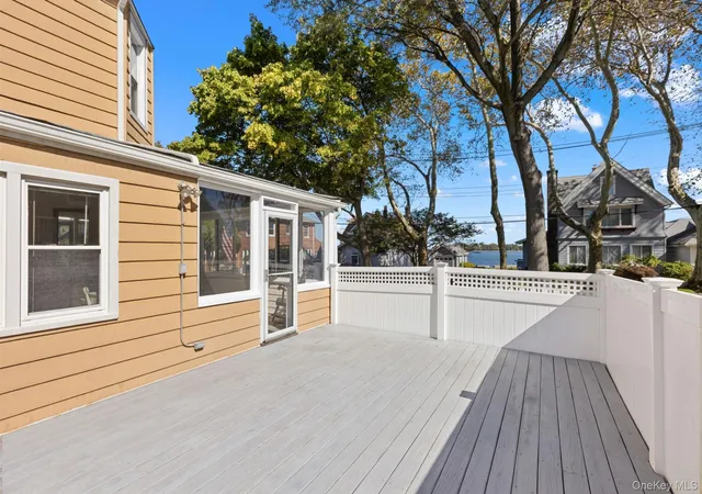 Photo 4 of Single family home for sale at 475 King Ave, New York, NY 10464 | MLS# 1066439 | Listing updated on 2026-10-27