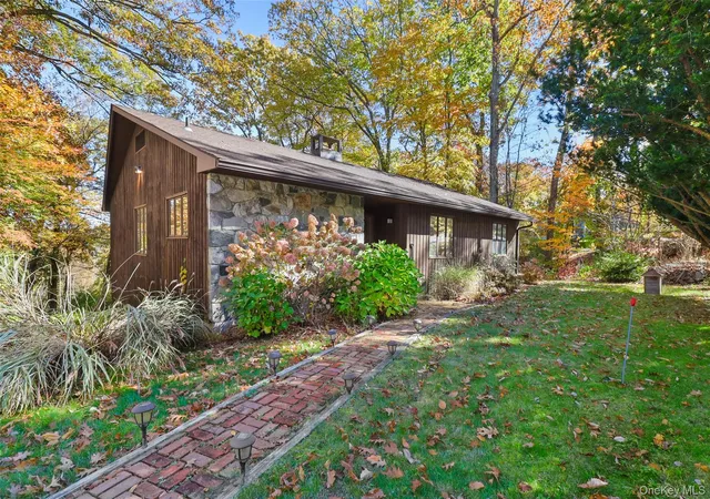Single family home for sale at 18 Laurie Ct, Kent, NY 10512 | MLS# 1066478