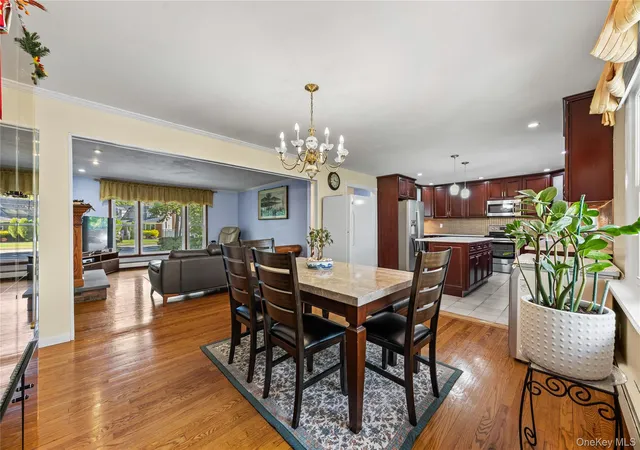 Photo 3 of Single family home for sale at 1065 Park Ave, Huntington, NY 11743 | MLS# 1066479 | Listing updated on 2026-10-27
