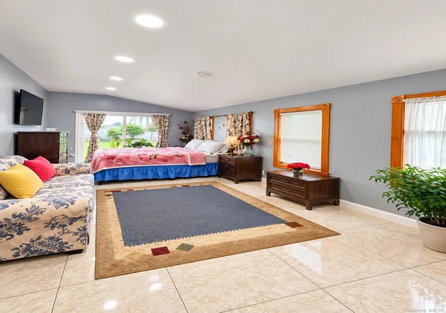 Photo 3 of Single family home for sale at 36 Bluegrass Ln, Hempstead, NY 11756 | MLS# 1066489 | Listing updated on 2026-10-28