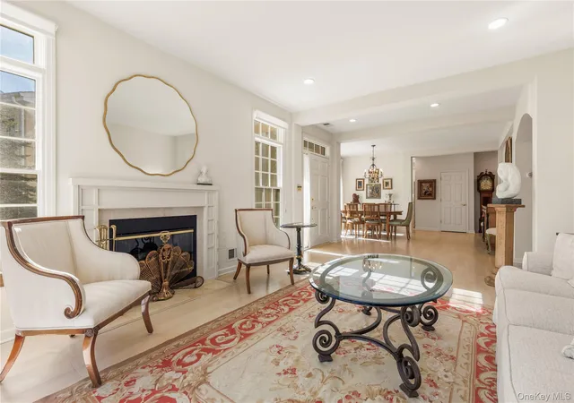 Listing Photo 5 - Condo for sale in building located at 1 Arrowwood Cir, Rye Town, NY 10573