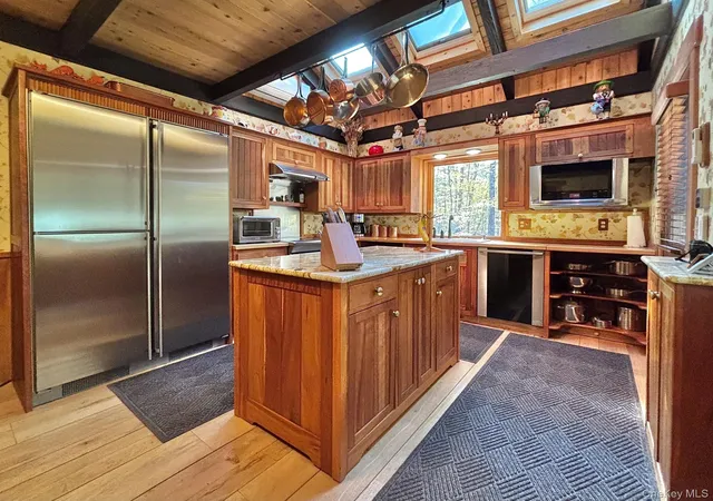 Photo 1 of Single family home for sale at 90 Partridge Hl Rd, Hyde Park, NY 12538 | MLS# 1066528 | Listing updated on 2026-10-28