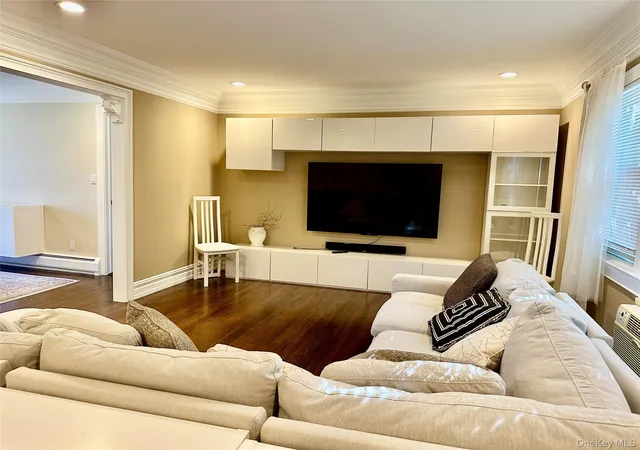 Photo 4 of House for sale at 2 Oxford Ct #8012, Ramapo, NY 10901 | MLS# 1066593 | Listing updated on 2026-10-28