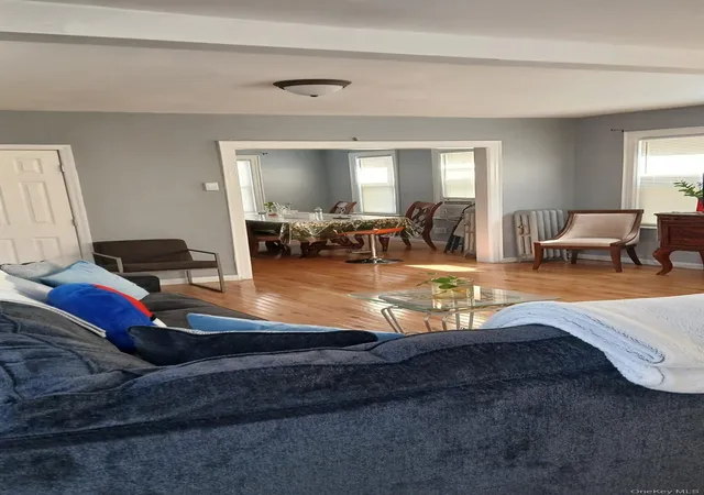 Photo 1 of Single family home for sale at 11633 198 Street, New York, NY 11420 | MLS# 1066606 | Listing updated on 2026-10-28