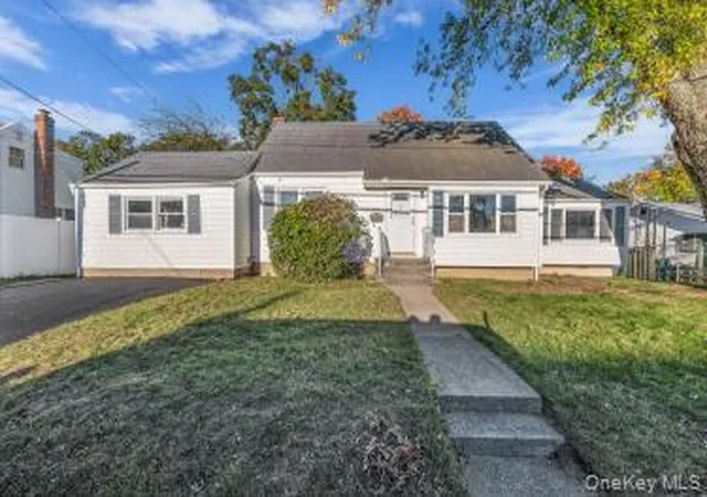 Single family home for sale at 454 N Indiana Ave, Babylon, NY 11757 | MLS# 1066609
