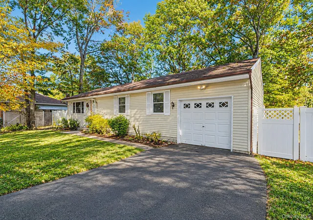 Photo 1 of Single family home for sale at 77 Wilson Ave, Brookhaven, NY 11763 | MLS# 1066632 | Listing updated on 2026-10-27