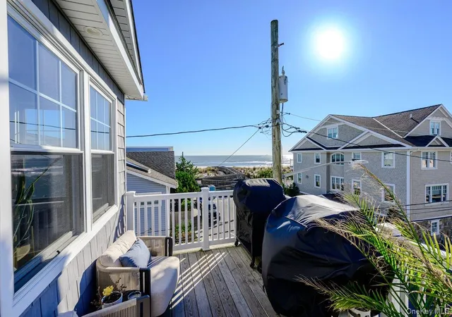 Photo 1 of House for sale at 14 Arizona Ave, Long Beach, NY 11561 | MLS# 1066650 | Listing updated on 2026-10-30