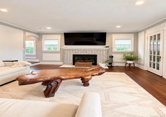 Photo 3 of Single family home for sale at 437 3rd Avenue, Pelham, NY 10803 | MLS# 1066680 | Listing updated on 2026-10-27