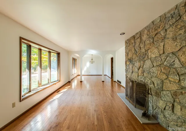 Photo 4 of Single family home for sale at 11 King Rd, East Fishkill, NY 12533 | MLS# 1066694 | Listing updated on 2026-10-26