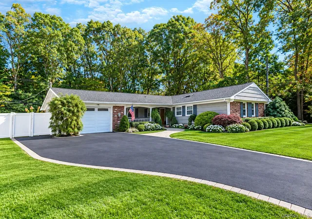 Photo 1 of Single family home for sale at 103 Sycamore Cir, Brookhaven, NY 11790 | MLS# 1066699 | Listing updated on 2026-10-29