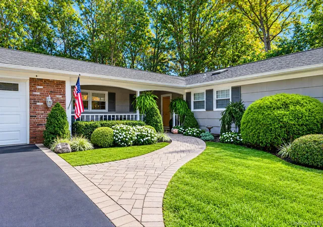 Photo 2 of Single family home for sale at 103 Sycamore Cir, Brookhaven, NY 11790 | MLS# 1066699 | Listing updated on 2026-10-29