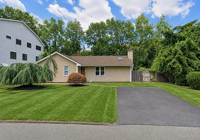 Single family home for sale at 4 Roberts Rd, Ramapo, NY 10952 | MLS# 1066714