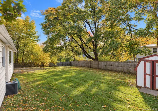 Photo 2 of Single family home for sale at 7 Kearney Dr, New Windsor, NY 12553 | MLS# 1066720 | Listing updated on 2026-10-30