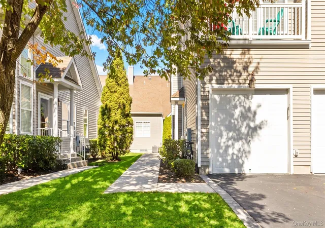 Photo 2 of Single family home for sale at 6 Halley Ln, Brookhaven, NY 11764 | MLS# 1066748 | Listing updated on 2026-10-29