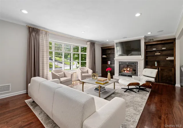 Photo 3 of Single family home for sale at 44 Bonwit Rd, Rye Town, NY 10573 | MLS# 1066755 | Listing updated on 2026-10-27
