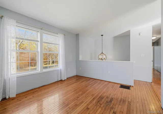 Photo 1 of Single family home for sale at 5 Celtic Dr, Newburgh (town), NY 12589 | MLS# 1066764 | Listing updated on 2026-10-28