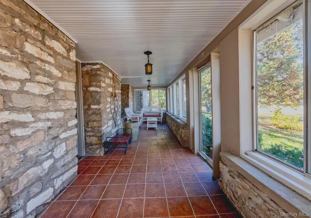Photo 4 of Single family home for sale at 130 Esopus Ave, Ulster, NY 12401 | MLS# 1066848 | Listing updated on 2026-10-29