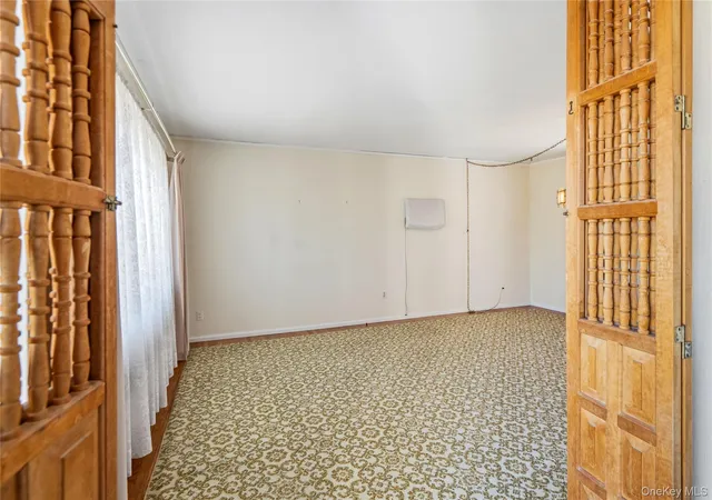 Photo 3 of Single family home for sale at 564 Ctr Briarwood Ave, Islip, NY 11795 | MLS# 1066867 | Listing updated on 2026-10-29