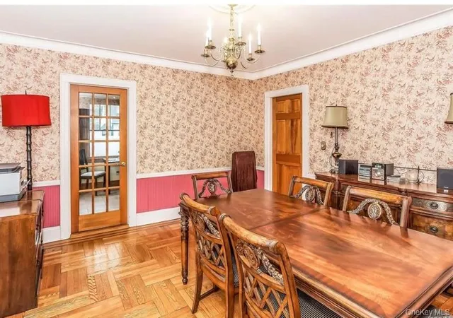 Photo 4 of Single family home for sale at 162 Saint Pauls Pl, Hempstead, NY 11552 | MLS# 1066880 | Listing updated on 2026-10-27