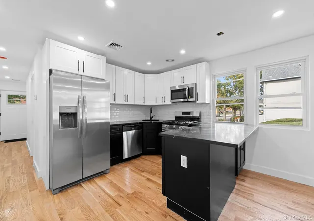 Photo 3 of Single family home for sale at 14551 Farmers Blvd, New York, NY 11434 | MLS# 1066882 | Listing updated on 2026-10-28