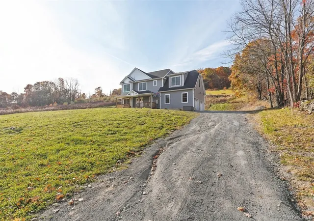 Photo 2 of Single family home for sale at 1061 Mountain Rd, Greenville, NY 12771 | MLS# 1066903 | Listing updated on 2026-10-31