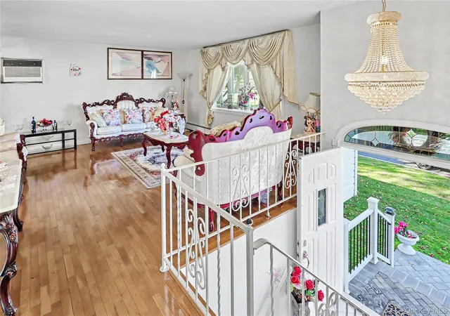 Photo 4 of Single family home for sale at 35 Southpark Dr, Haverstraw, NY 10923 | MLS# 1066910 | Listing updated on 2026-10-29