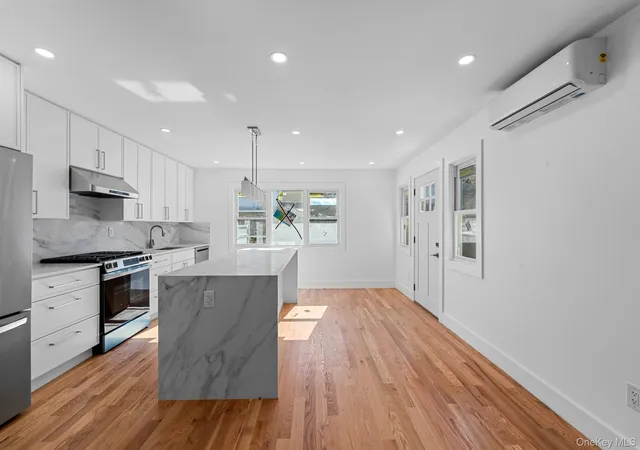 Photo 1 of Single family home for sale at 16320 21st Road, New York, NY 11357 | MLS# 1066931 | Listing updated on 2026-10-28