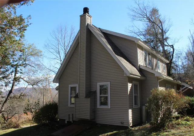 Photo 3 of Single family home for sale at 100 Lower Punchbowl Rd, Rockland, NY 12776 | MLS# 1066946 | Listing updated on 2026-10-29