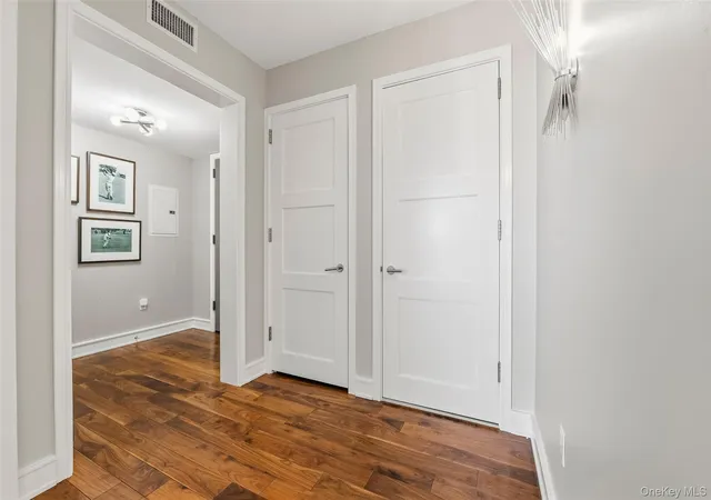 Photo 2 of Condo for sale at 1 Renaissance Sq #19G, White Plains, NY 10601 | MLS# 1066963 | Listing updated on 2026-10-28