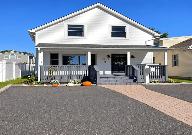 Single family home for sale at 3895 South St, Hempstead, NY 11783 | MLS# 1066984