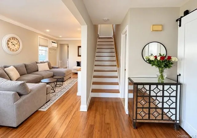 Photo 2 of Single family home for sale at 3895 South St, Hempstead, NY 11783 | MLS# 1066984 | Listing updated on 2026-10-28