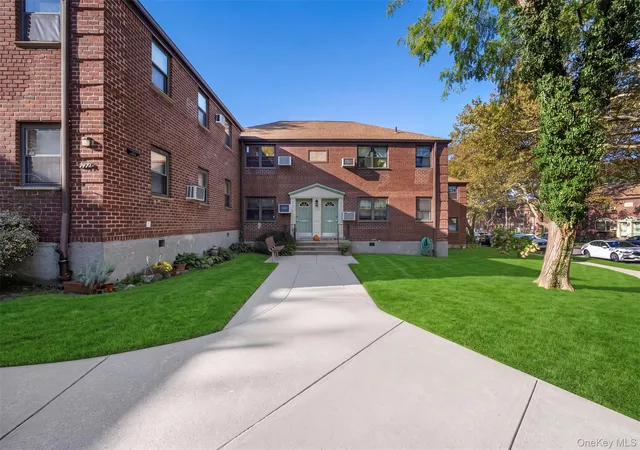 Photo 3 of House for sale at 57-74 246th Crescent #57-74, New York, NY 11362 | MLS# 1066992 | Listing updated on 2026-10-27