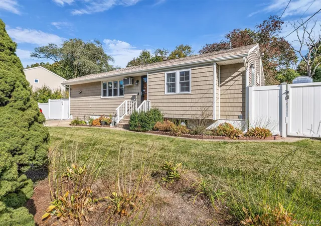 Photo 1 of Single family home for sale at 143 Dovecote Ln, Islip, NY 11722 | MLS# 1067035 | Listing updated on 2026-10-28