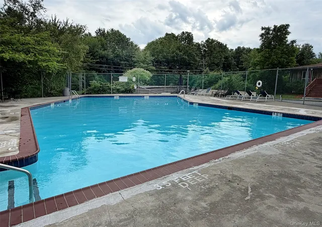 Listing Photo 5 - Condo for sale in building located at 298 Concord Ln, Middletown, NY 10940 - Unit #Building 6