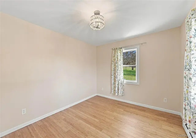 Photo 4 of Single family home for sale at 108 W Ridge Rd, Warwick (town), NY 10990 | MLS# 1067065 | Listing updated on 2026-10-28