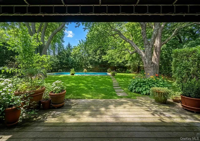 Photo 3 of Single family home for sale at 59 Leland Ln, Southampton, NY 11968 | MLS# 1067075 | Listing updated on 2026-10-28
