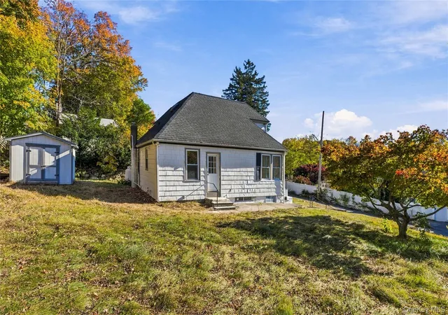 Photo 3 of Single family home for sale at 194 N Terry Hl Rd, Carmel, NY 10512 | MLS# 1067177 | Listing updated on 2026-10-27
