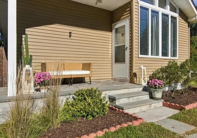 Photo 4 of Single family home for sale at 237 Carleton Dr E, Brookhaven, NY 11967 | MLS# 1067180 | Listing updated on 2026-10-29