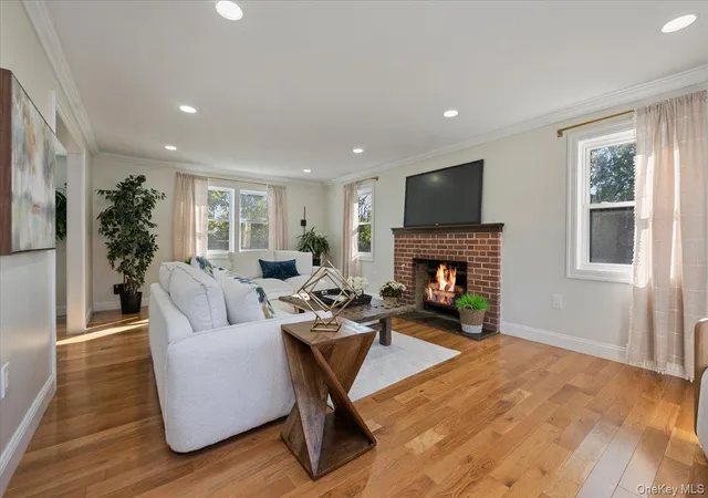 Photo 2 of Single family home for sale at 34 Smith St, Huntington, NY 11740 | MLS# 1067244 | Listing updated on 2026-10-29