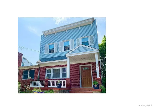 Photo 1 of Single family home for sale at 437 6th Avenue, Pelham, NY 10803 | MLS# 1067249 | Listing updated on 2026-10-28