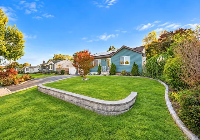 Photo 3 of Single family home for sale at 16 Neptune Ave, Brookhaven, NY 11772 | MLS# 1067250 | Listing updated on 2026-10-28