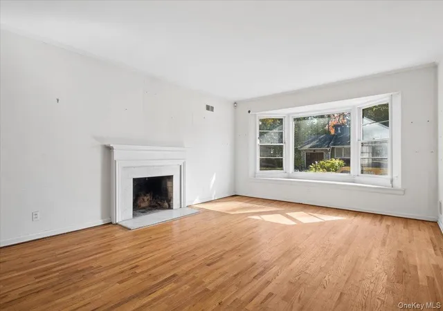 Photo 1 of Single family home for sale at 14 Tall Trees Rd, New Rochelle, NY 10804 | MLS# 1067257 | Listing updated on 2026-10-28