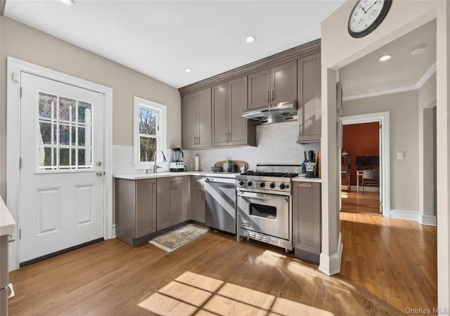 Photo 4 of Single family home for sale at 38 Mulberry Ave, Hempstead, NY 11530 | MLS# 1067269 | Listing updated on 2026-10-29