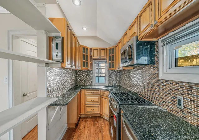 Photo 3 of Single family home for sale at 832 1st Avenue, North Hempstead, NY 11590 | MLS# 1067293 | Listing updated on 2026-10-29