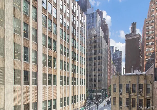 Photo 3 of Condo for sale at 235 E 40th Street #3G/H, New York, NY 10016 | MLS# 1067303 | Listing updated on 2026-10-28