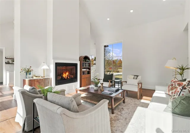 Photo 4 of Single family home for sale at 5 Scenic Meadow Dr, Gardiner, NY 12525 | MLS# 1067311 | Listing updated on 2026-10-28