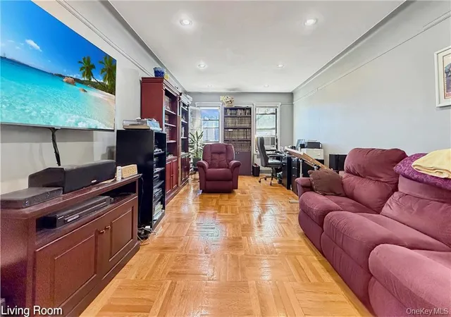 Photo 2 of House for sale at 1171 Ocean Pkwy #2B, New York, NY 11230 | MLS# 1067331 | Listing updated on 2026-10-29