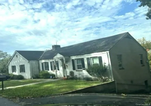 Photo 1 of Single family home for sale at 182 Sprain Rd, Greenburgh, NY 10502 | MLS# 1067335 | Listing updated on 2026-10-28