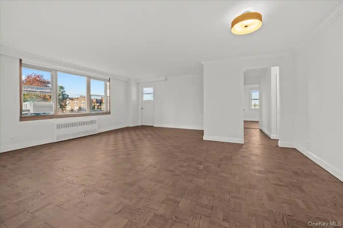 Listing Photo 1 - Condo for sale in 3135 Johnson Ave located at 3135 Johnson Ave, New York, NY 10463 - Unit #10H
